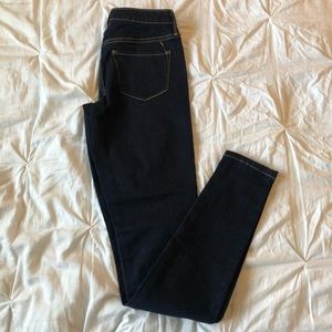 Brand new mid-rise jeggings